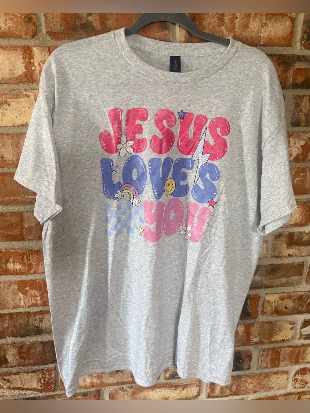 Gildan Light Gray Short Sleeve Tee with Pink & Blue "Jesus Loves You" Graphic